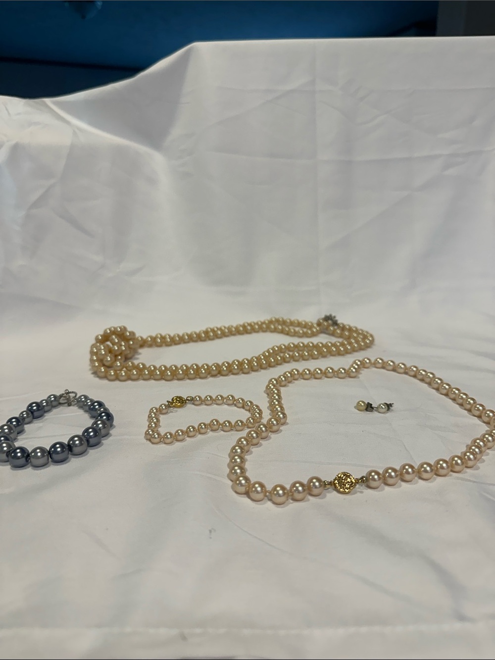 Classic Pearl Necklace Set with Gold Accents - Women Jewelry
